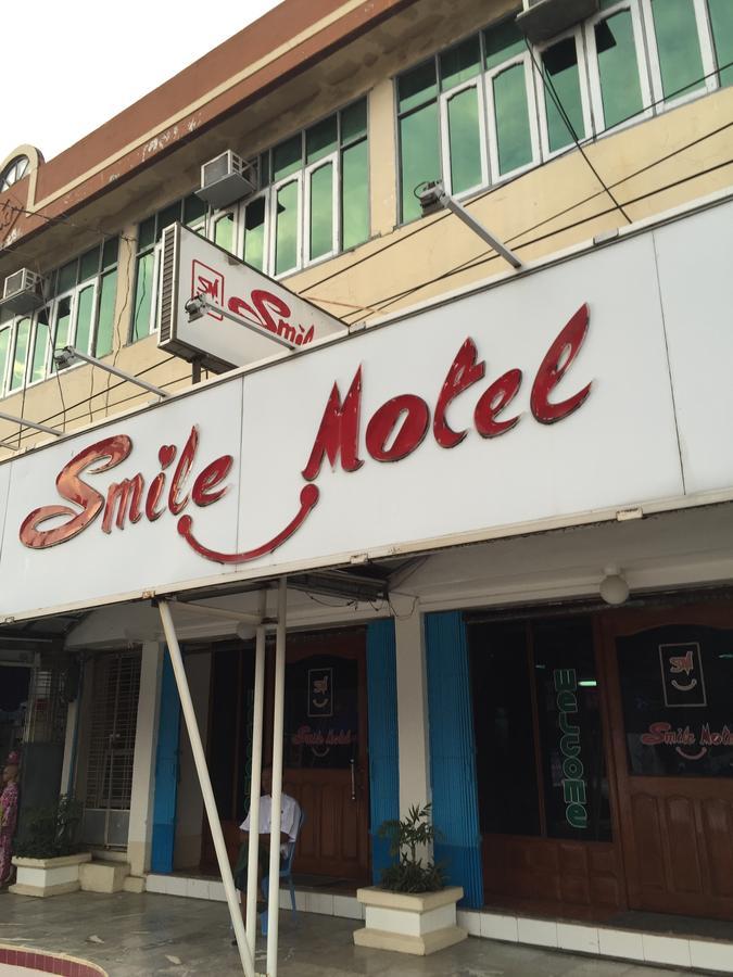 Smile Motel Pyay Экстерьер фото